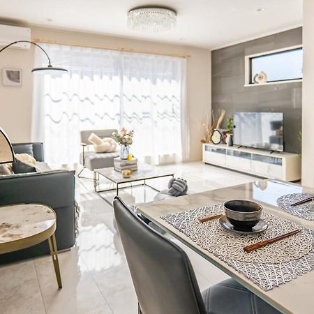 桜の川18 5 Minutes Htsudai Station, 1 Minute Train To Shinjuku, 120㎡ Villa, Four Bedrooms Präfektur Tokio Exterior foto
